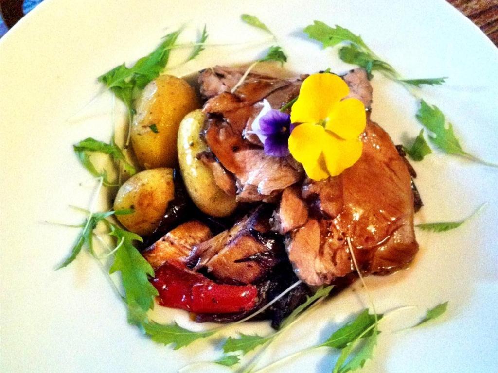 The Lamb Inn Marlborough Ngoại thất bức ảnh