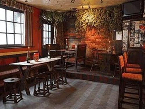 The Lamb Inn Marlborough Ngoại thất bức ảnh