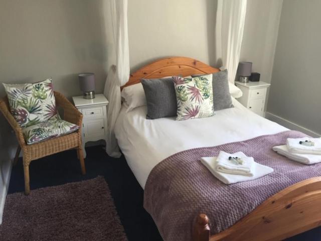 The Lamb Inn Marlborough Ngoại thất bức ảnh