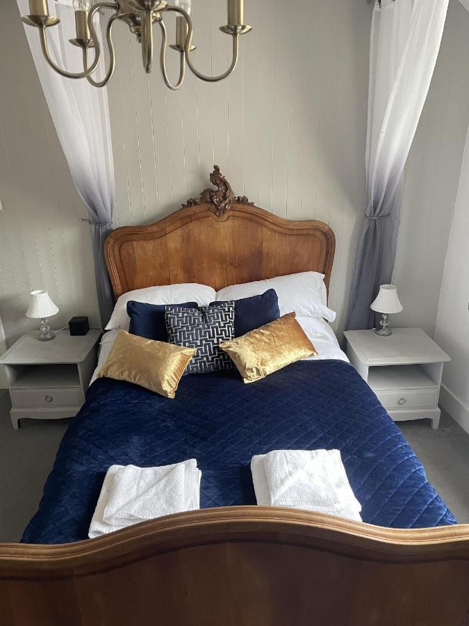 The Lamb Inn Marlborough Ngoại thất bức ảnh