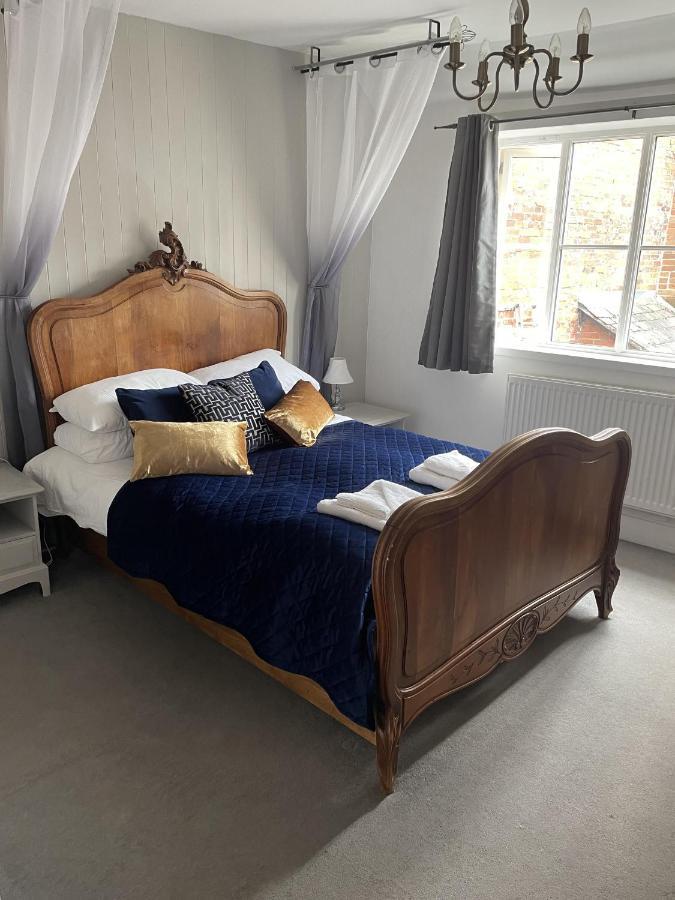 The Lamb Inn Marlborough Ngoại thất bức ảnh
